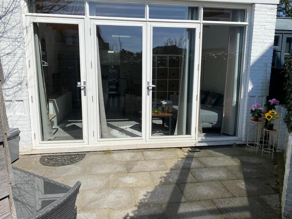 Queens Romantic Beachhouse Zandvoort Luaran gambar